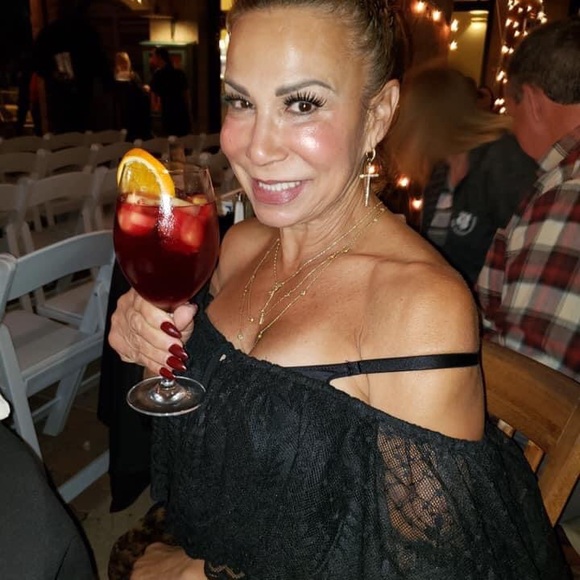 Meet your Posher, Linda - Picture 6 of 16